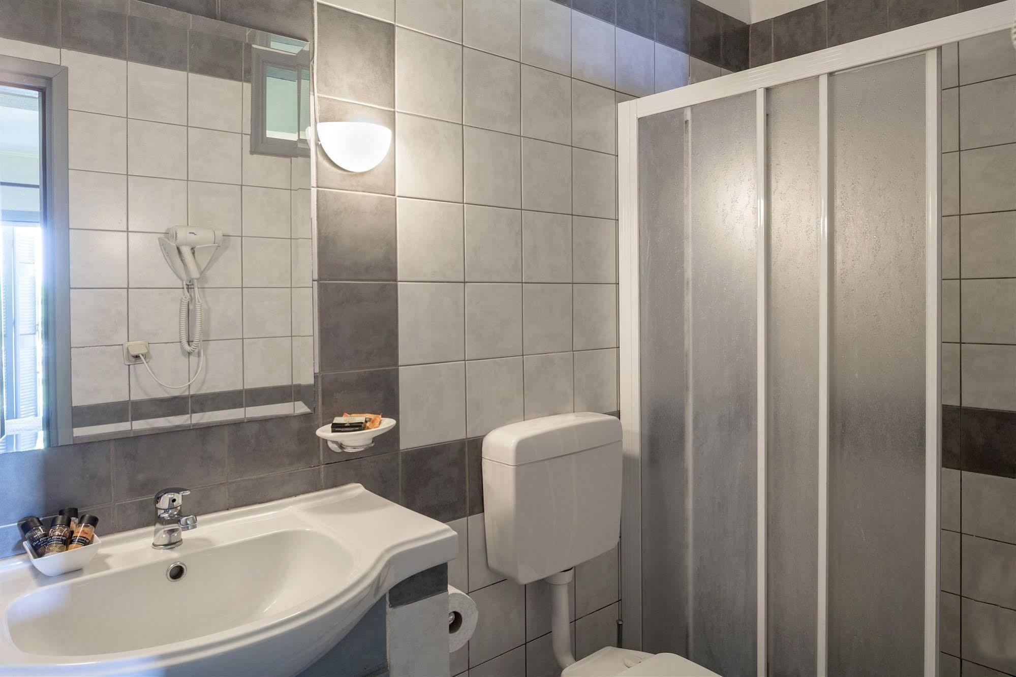 Mira Resort Agios Ioannis  Exterior photo